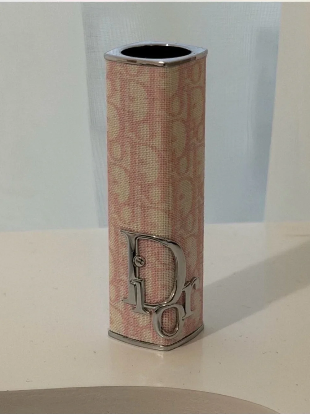 pink & white 🎀 Dior Addict Limited Edition Refillable Lipstick Case pink oblique